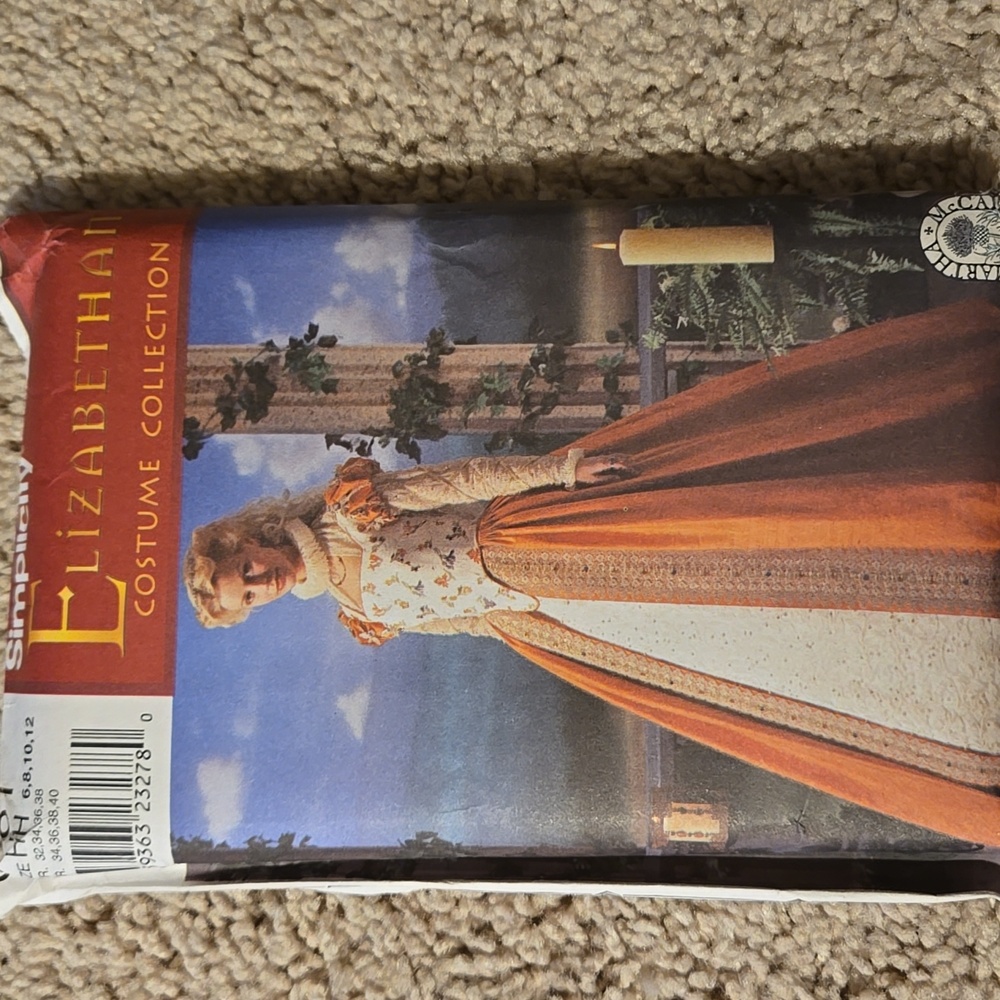 Simplicity Elizabethan Costume 8881